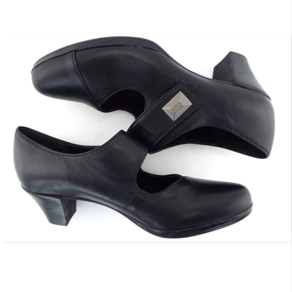 Munro Black Leather Mary Jane Block Heel Pumps 7 - Picture 3 of 7